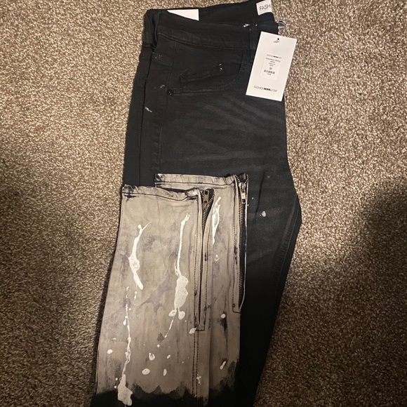 Jean - Picture 2 of 3